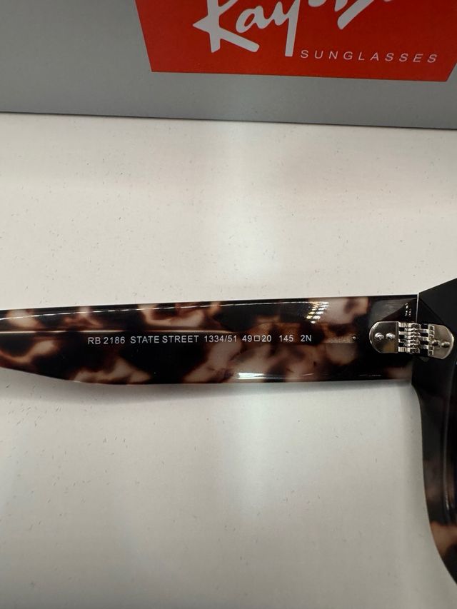 Ray-Ban Occhiali da Sole Nuovi Tortora