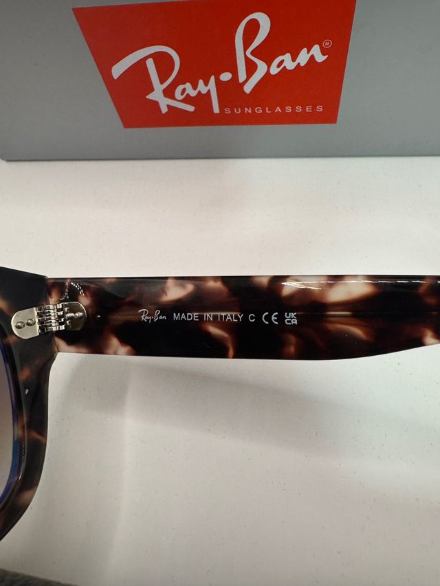 Ray-Ban Occhiali da Sole Nuovi Tortora