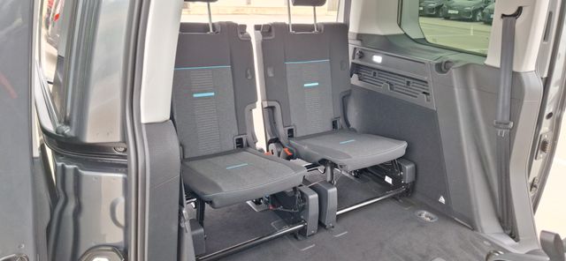 Ford Tourneo Connect 2024 4X4 7 plazas