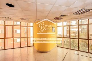 Oficina en venta en Santa Catalina - Canteras en Palmas de Gran Canaria(Las)