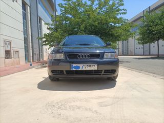 Audi A3 1.8T 180 CV • Libro oficial