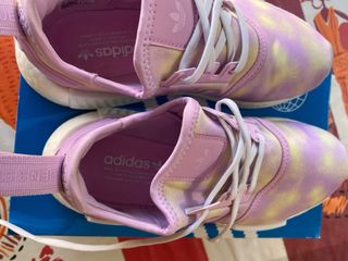 Zapatillas Adidas Rosa y Amarillo 36 Sin Estrenar