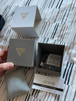 Reloj Guess Azul oscuro 
