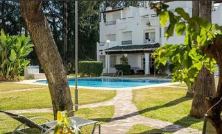 Casa pareada en alquiler en Los Naranjos - Las Brisas en Marbella