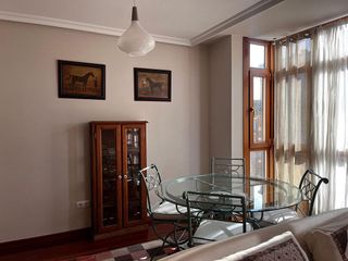 Piso en alquiler en Cimadevilla en Gijón