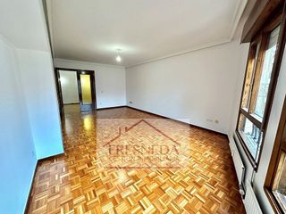 Piso en alquiler en Casco Histórico en Oviedo