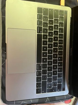 MacBook Pro 13 2019