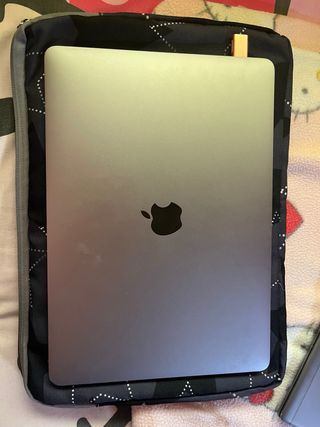 MacBook Pro 13 2019