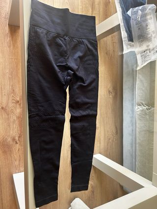 2 leggins Cellumove una Negra y Azul otra  Talla S