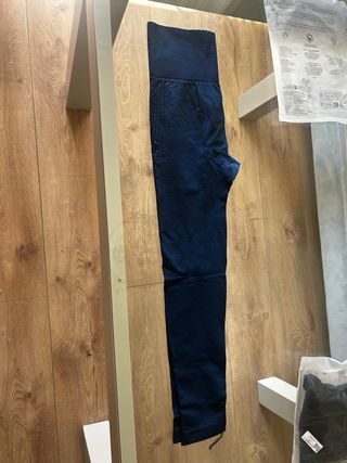 2 leggins Cellumove una Negra y Azul otra  Talla S