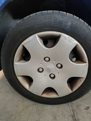 Tapacubos Citroen Saxo