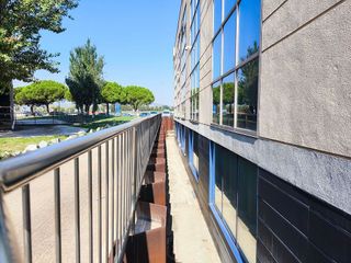 Oficina en alquiler en Zona Industrial en Prat de Llobregat, El