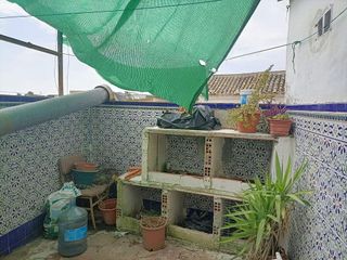 Casa adosada en venta en Baena
