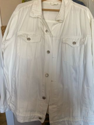 Chaqueta vaquera blanca