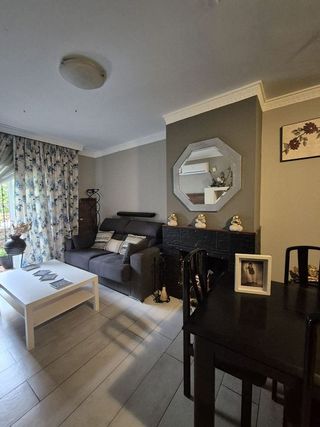 Casa adosada en venta en Centro en Bormujos