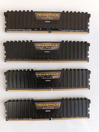 Pacchetto ricambi per PC. Gaming