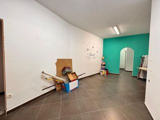 Local comercial en venta en Zona Puerto Deportivo en Fuengirola