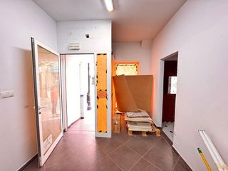 Local comercial en venta en Zona Puerto Deportivo en Fuengirola