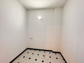 Local comercial en venta en Zona Puerto Deportivo en Fuengirola