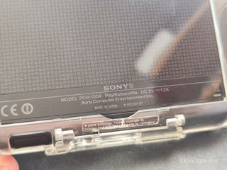 PS Vita OLED PCH-1004 + Cargador
