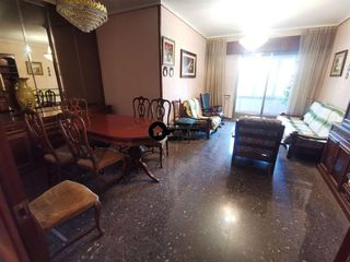 Piso en venta en Hospital - Parque sur en Albacete