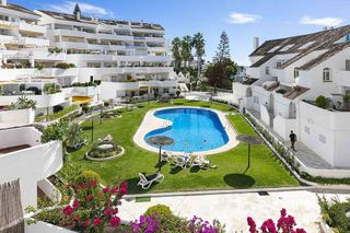 Piso en venta en Nueva Andalucía centro en Marbella