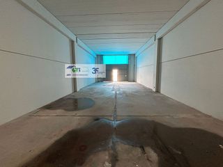Nave industrial en venta en Barrio Torrero en Zaragoza