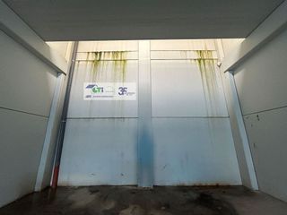 Nave industrial en venta en Barrio Torrero en Zaragoza