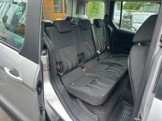 Ford Grand Tourneo Connec 2016
