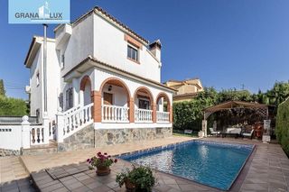 Chalet en venta en Gójar