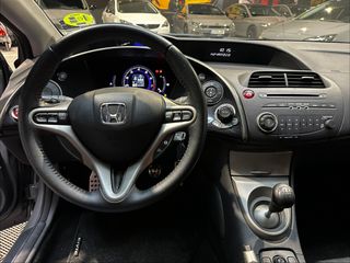 Honda Civic 1.8 VTEC EXECUTIVE 