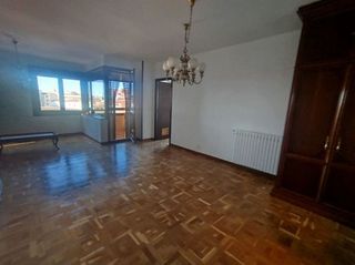 Piso en alquiler en Maria Auxiliadora en Huesca
