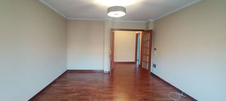 Piso en alquiler en Los Castros - Castrillón - Eiris en Coruña (A)