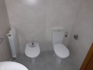 Piso en venta en Portillejo - Valdegastea en Logroño