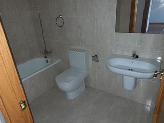 Piso en venta en Portillejo - Valdegastea en Logroño