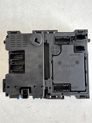 BSI Peugeot Citroën Ref : 9625812380-S105872100F