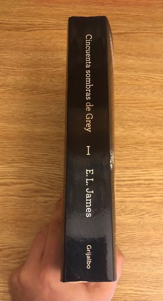 Cincuenta Sombras de Grey / E. L. James