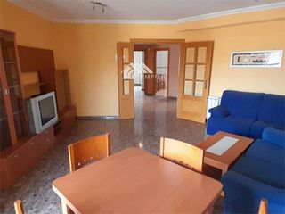 Piso en venta en Santa Cruz - Industria - Polígono Campollano en Albacete