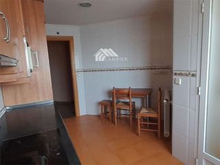 Piso en venta en Santa Cruz - Industria - Polígono Campollano en Albacete