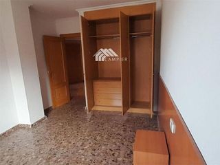 Piso en venta en Santa Cruz - Industria - Polígono Campollano en Albacete