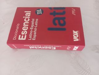 Diccionario esencial latino. Latino-Español / E...