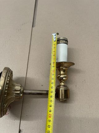Lampada da parete antica