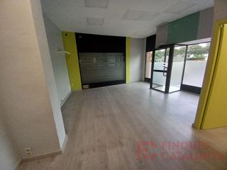 Local comercial en venta en Santa Eugènia en Girona