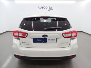 SUBARU Impreza 1.6iS CVT Lineartronic Executive AWD