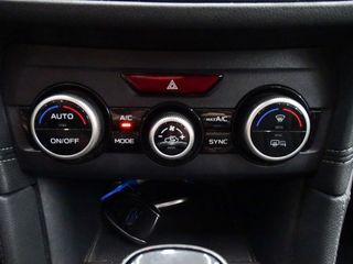 SUBARU Impreza 1.6iS CVT Lineartronic Executive AWD