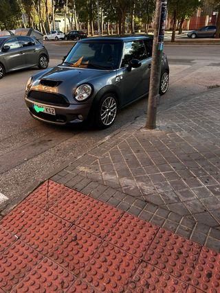MINI jhon cooper works 2009  