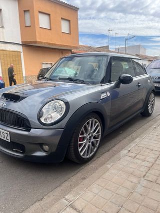 MINI jhon cooper works 2009  