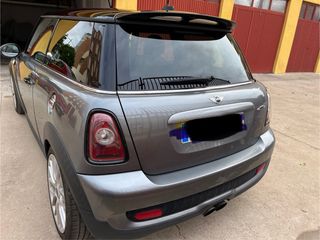 MINI jhon cooper works 2009  