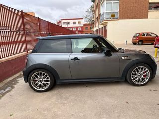 MINI jhon cooper works 2009  