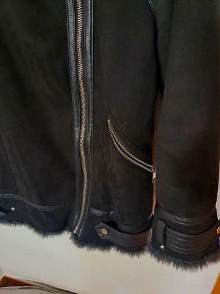 Cazadora Zara Negra/Gris Talla M
